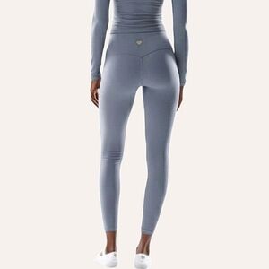 ARITZIA GOLDEN Butter Cheeky Super Hi-Rise Legging In Shady Blue (Rare)